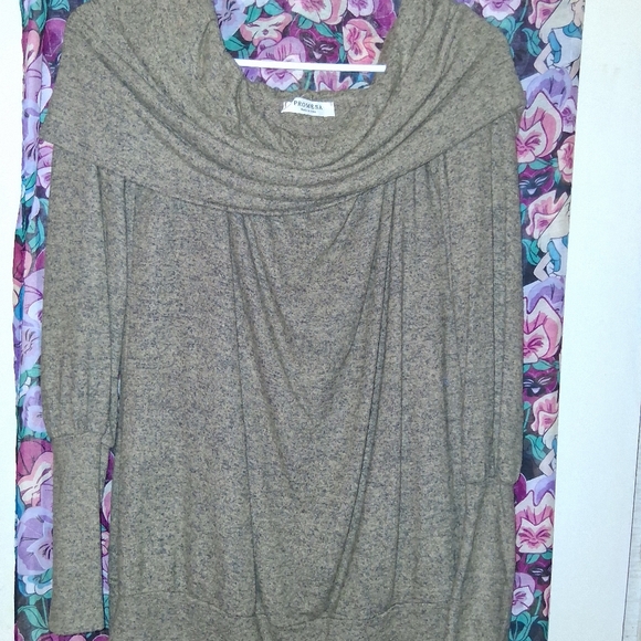 Promesa Long Sleeve Cowl Neck Sweater M/L - Picture 5 of 6